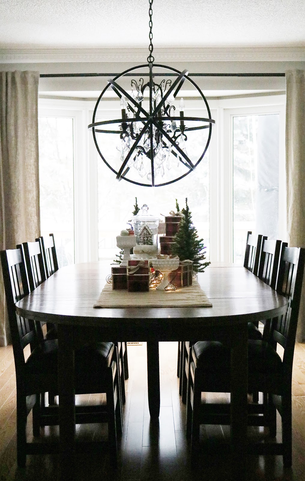 home for the holidays - set up a sweet table | Lorrie Everitt Studio