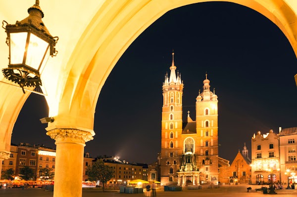 COSA FARE E VEDERE A CRACOVIA COSA FARE E VEDERE A CRACOVIA