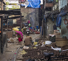 morning, washing up, kumbharwada, dharavi, mumbai, street, street photo, incredible india, 