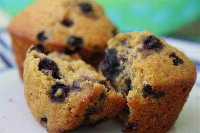 whole grain blueberry muffins