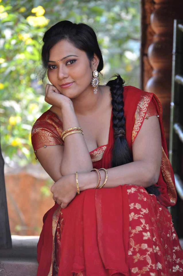 Kannada Hot Aunties Photos Latest Tamil Actress Telugu Actress Movies Actor Images Wallpapers