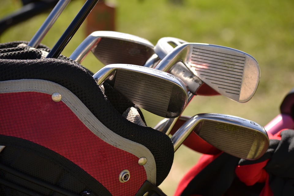 The Top 3 Reasons to Buy Your Golf Equipment Online