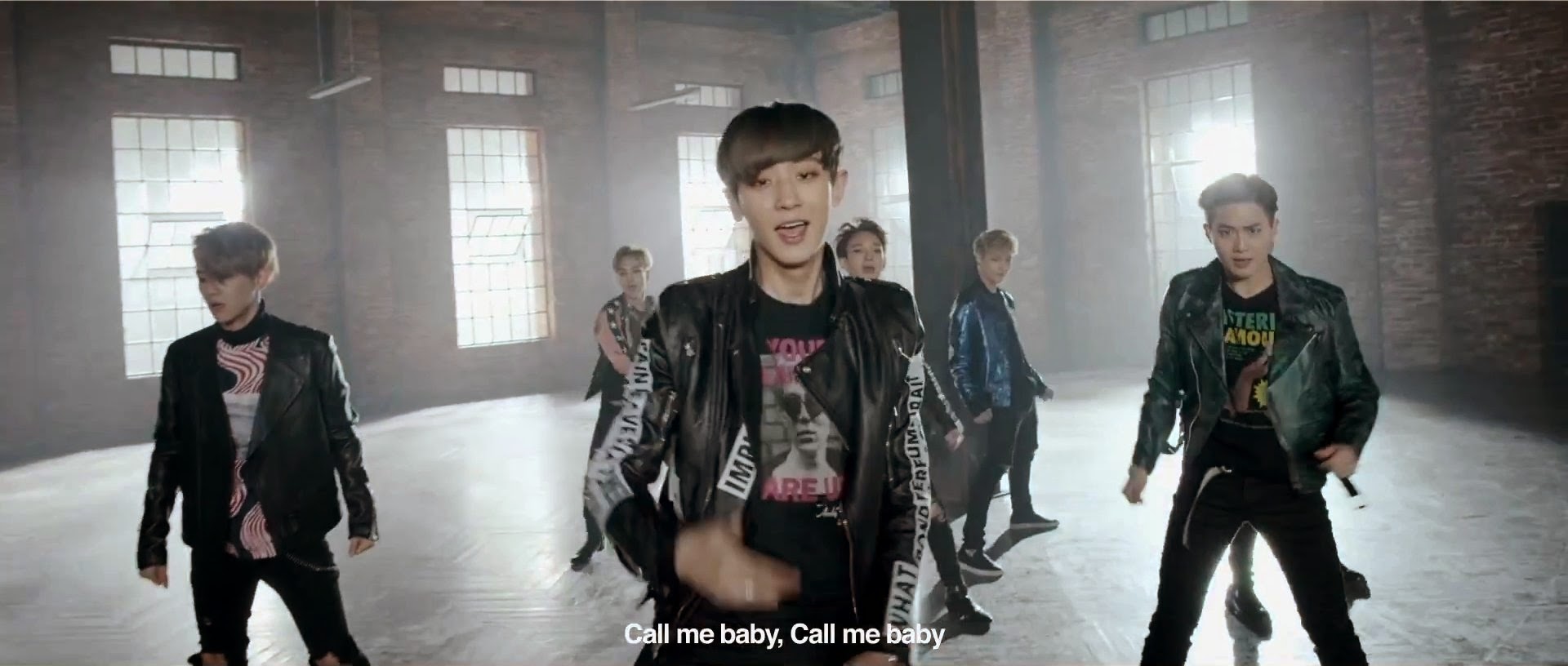 Chanyeol EXO Call Me Baby. 