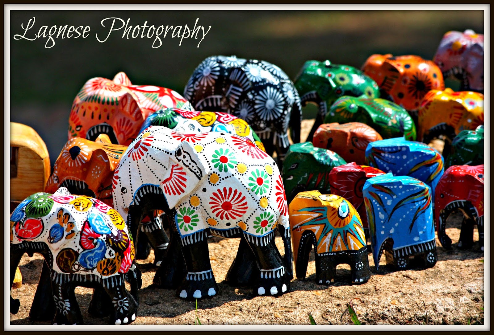 шри ланка что привезти. рынок сувениров в когалле шриланка. сладости из шри ланки. шри ланка что привезти. деревянные маски шри-ланки.