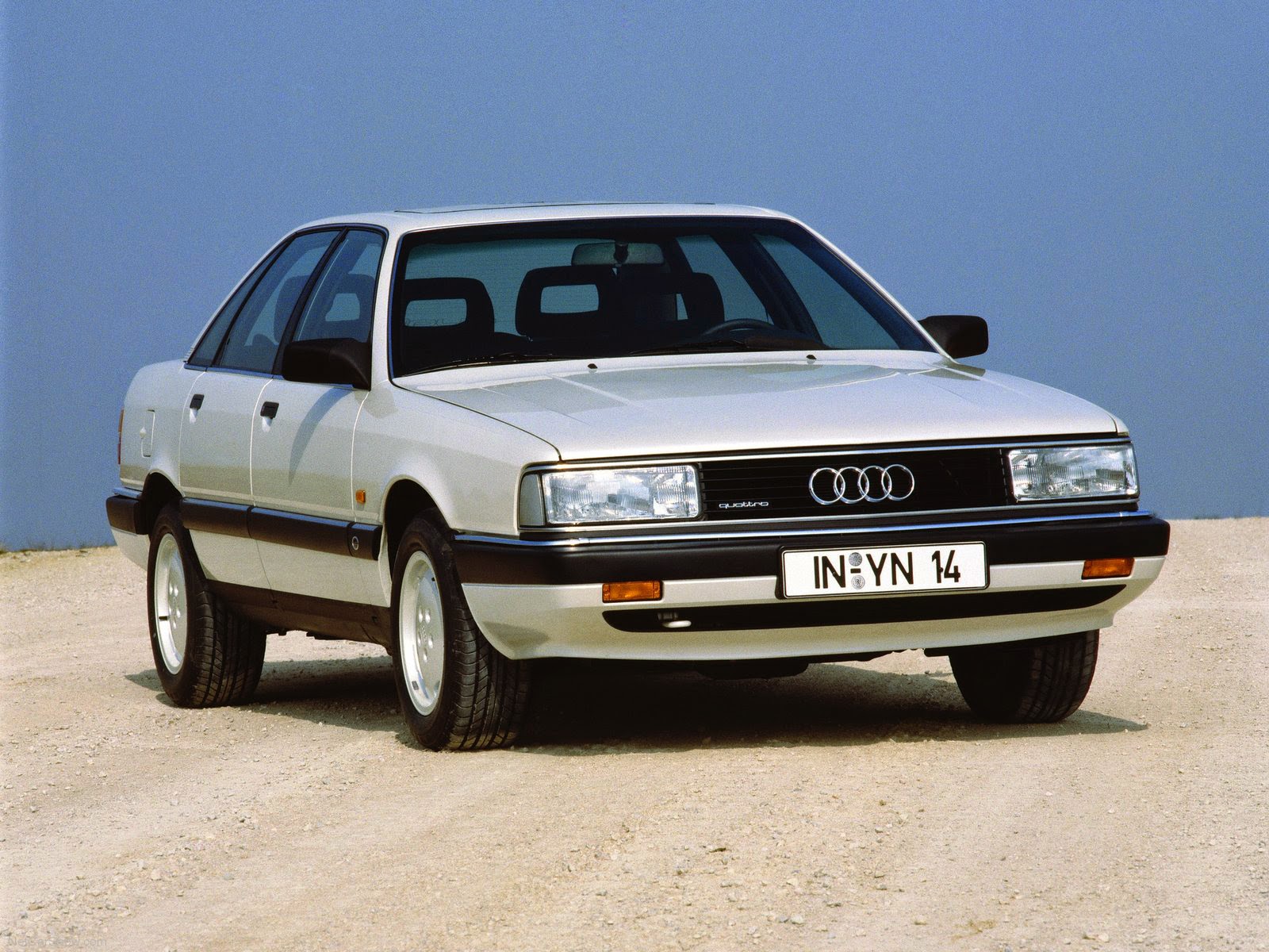 1989 Audi 200 front view