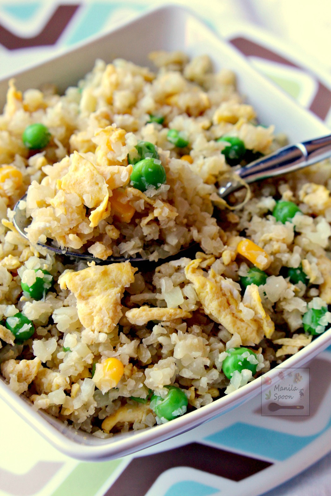 In 15 minutes or less you can make this delicious alternative to fried rice. A versatile recipe, you can add your favorite meat (esp. left-over ones), veggies and adjust the taste to your liking! | manilaspoon.com