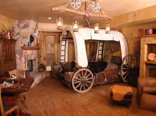 Creative World: Themed Hotel Rooms