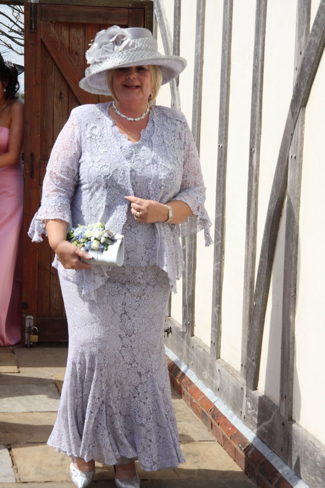 Flower Design Buttonhole & Corsage Blog Bride's Mum's Handbag Corsage