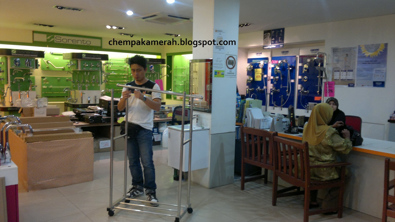 Chempaka Merah Survey Barang Bilik Air Ni Ruangan Dalam Kedai Tingkat Atas