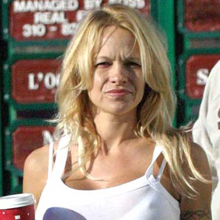 Fashion As: Pamela Anderson’s skin without makeup