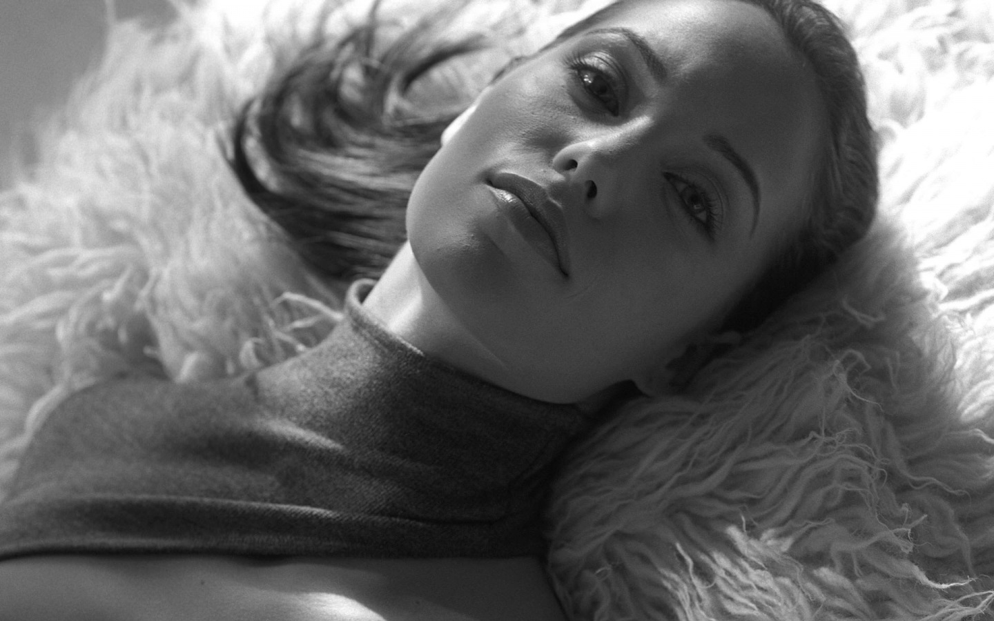 Elizabeth Berkley wallpapers | wallpapers in high definition hd for