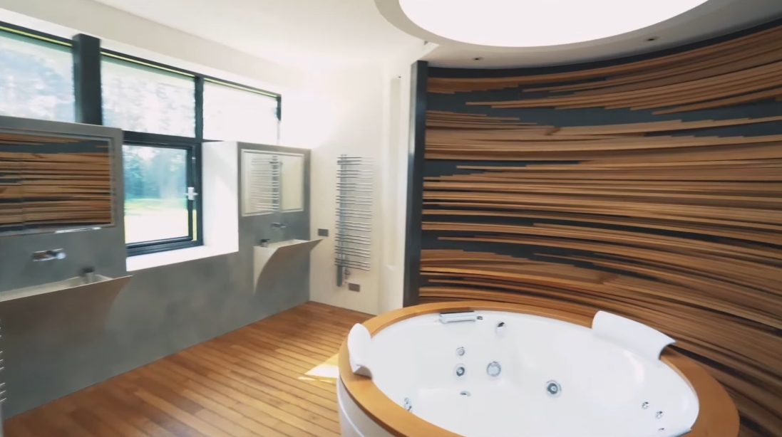 18 Interior Design Photos vs. Garkalnes novads, Latvia Luxury Modern Home Tour