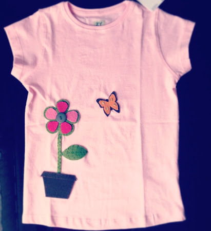camiseta infantil fieltro flor