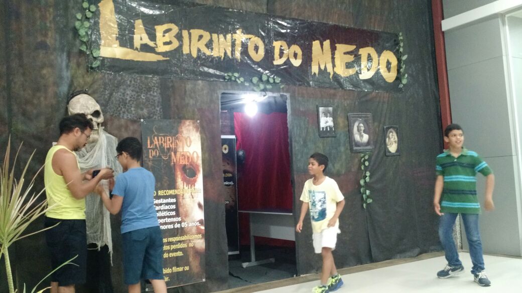 Blog do Pessoa: Labirinto do Medo é atração no Parnaíba Shopping