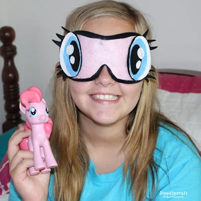 http://www.doodlecraftblog.com/2015/08/my-little-pony-pinkie-pie-eye-mask-for.html