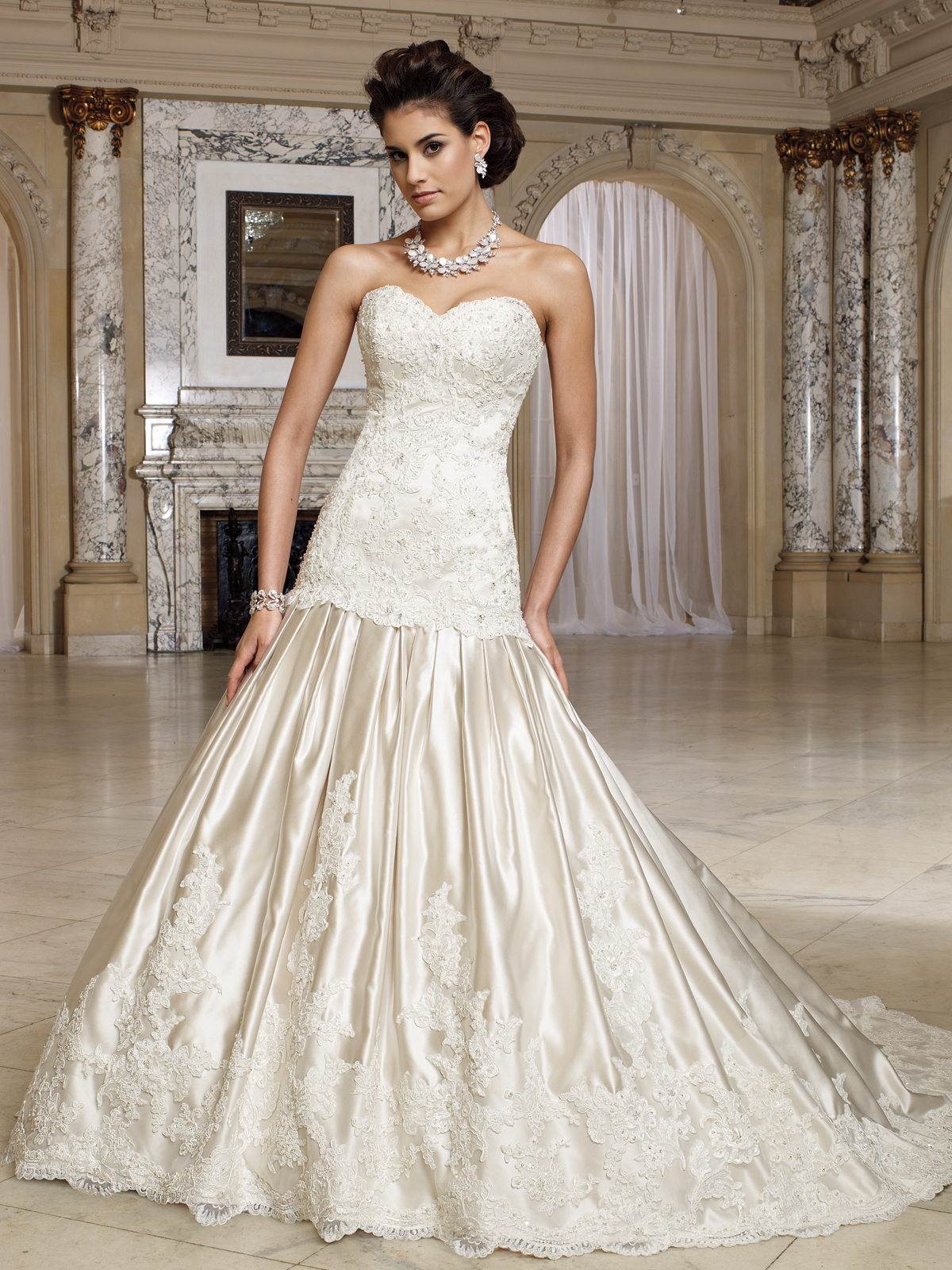 IN LOVE WITH BEAUTY: Wedding Dresses by David Tutera