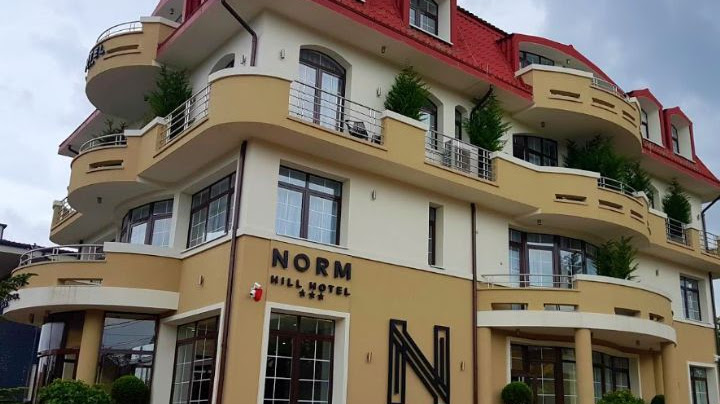 Norm Hill Hotel ***