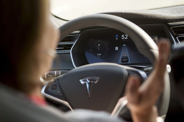 Tesla Crash Causes the NTSB to Investigate Autonomous Driving