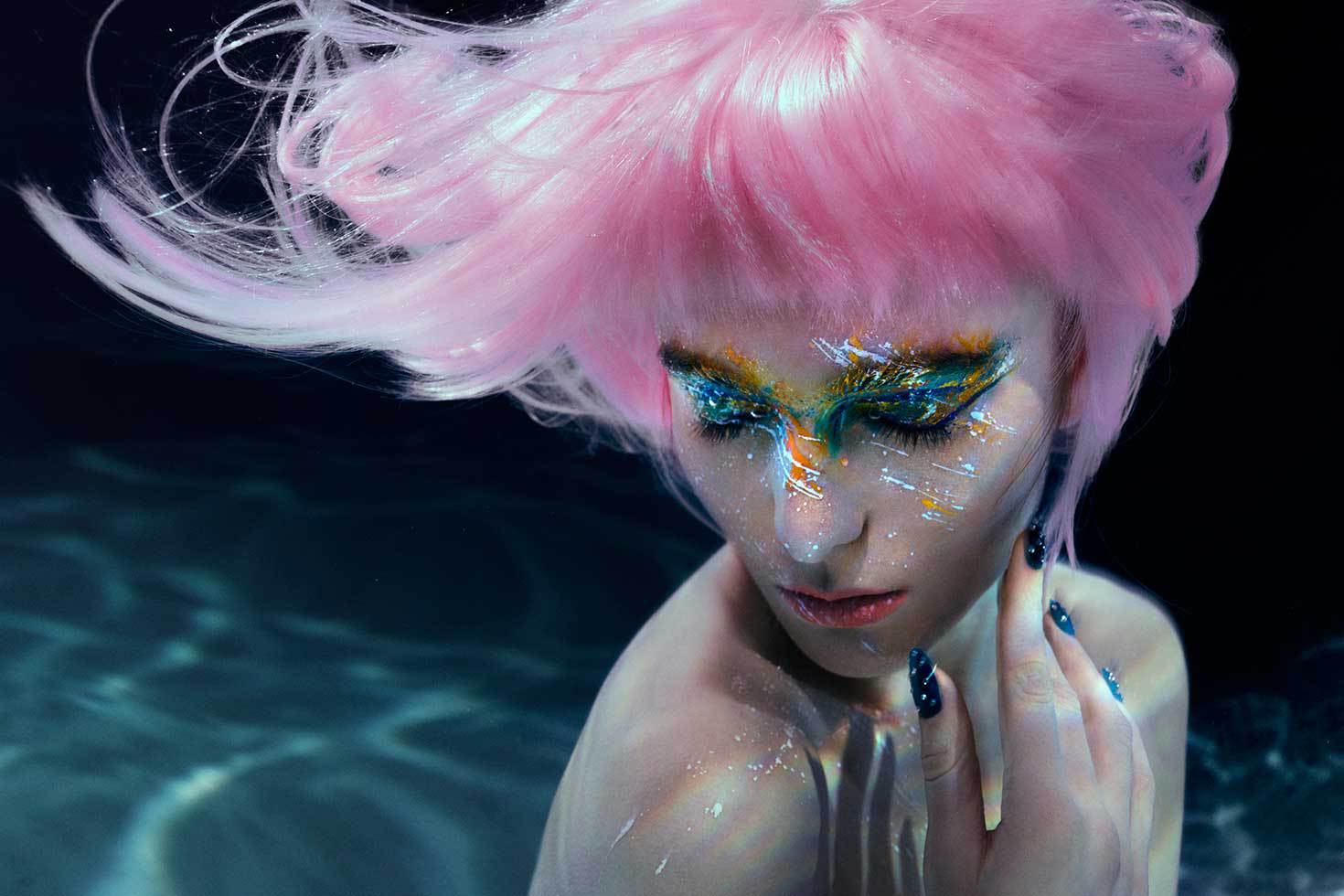 zena holloway underwater photography style