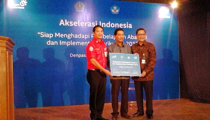 Denpasar Targetkan 1000 Guru Bersertifikasi TIK