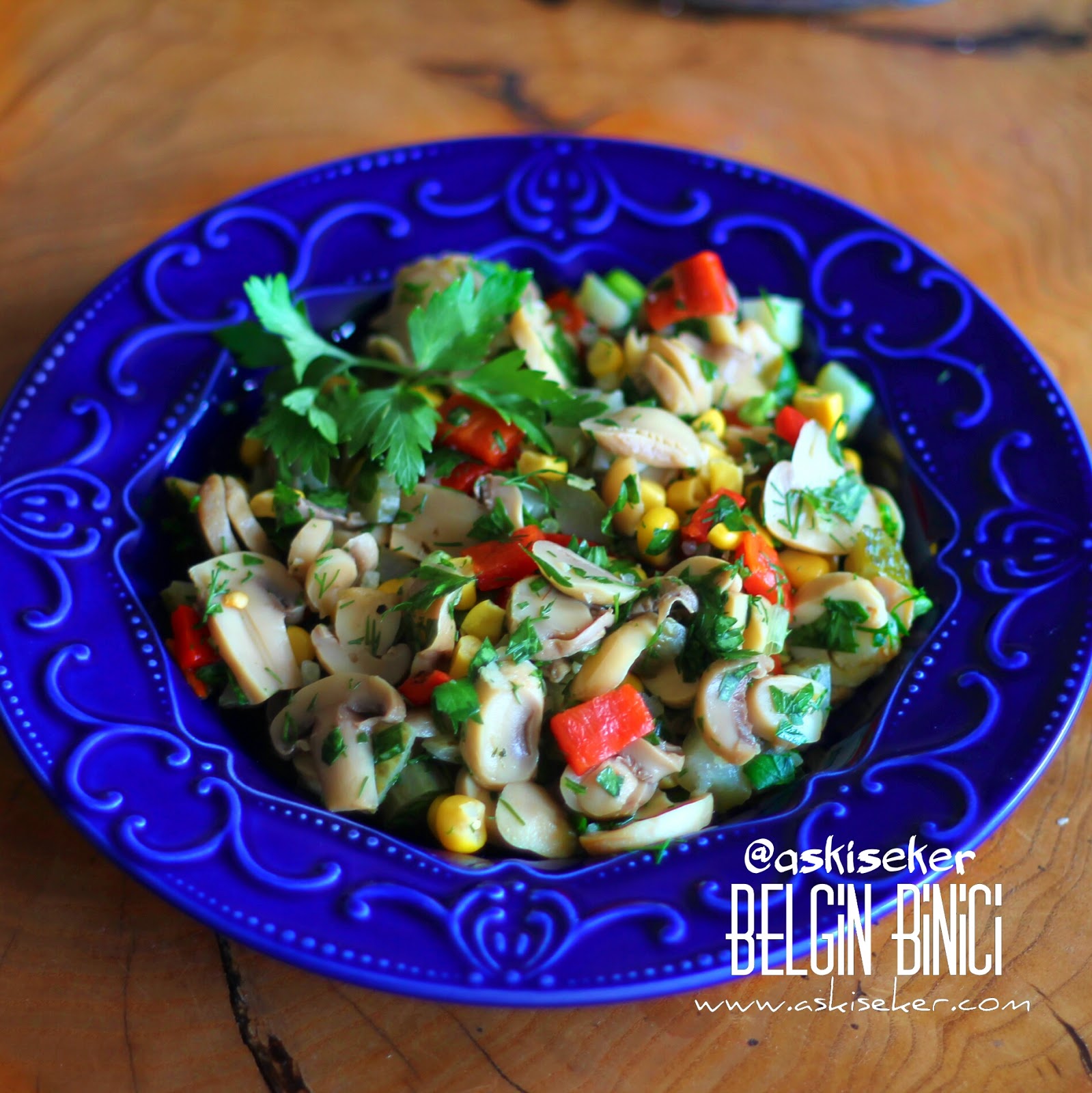Mantarlı Salata Tarifi Mantarlı Salata Tarifi
