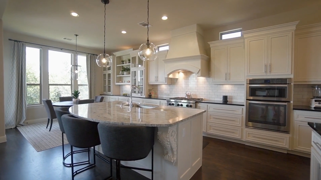 26 Interior Design Photos vs. Rocky Creek Austin Texas Luxury Home Tour