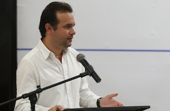 Pone en marcha Pedro Joaquín programa de becas laborales para jóvenes de Cozumel