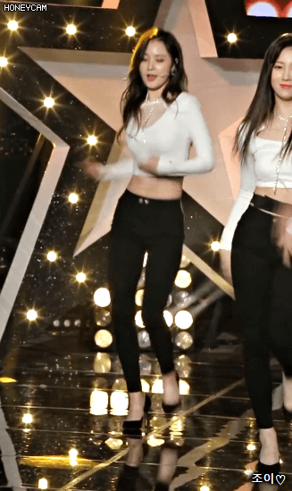 또 레전드 찍어버린듯한 더유닛 우희 직캠 ㄷㄷㄷㄷ.gif | 인스티즈