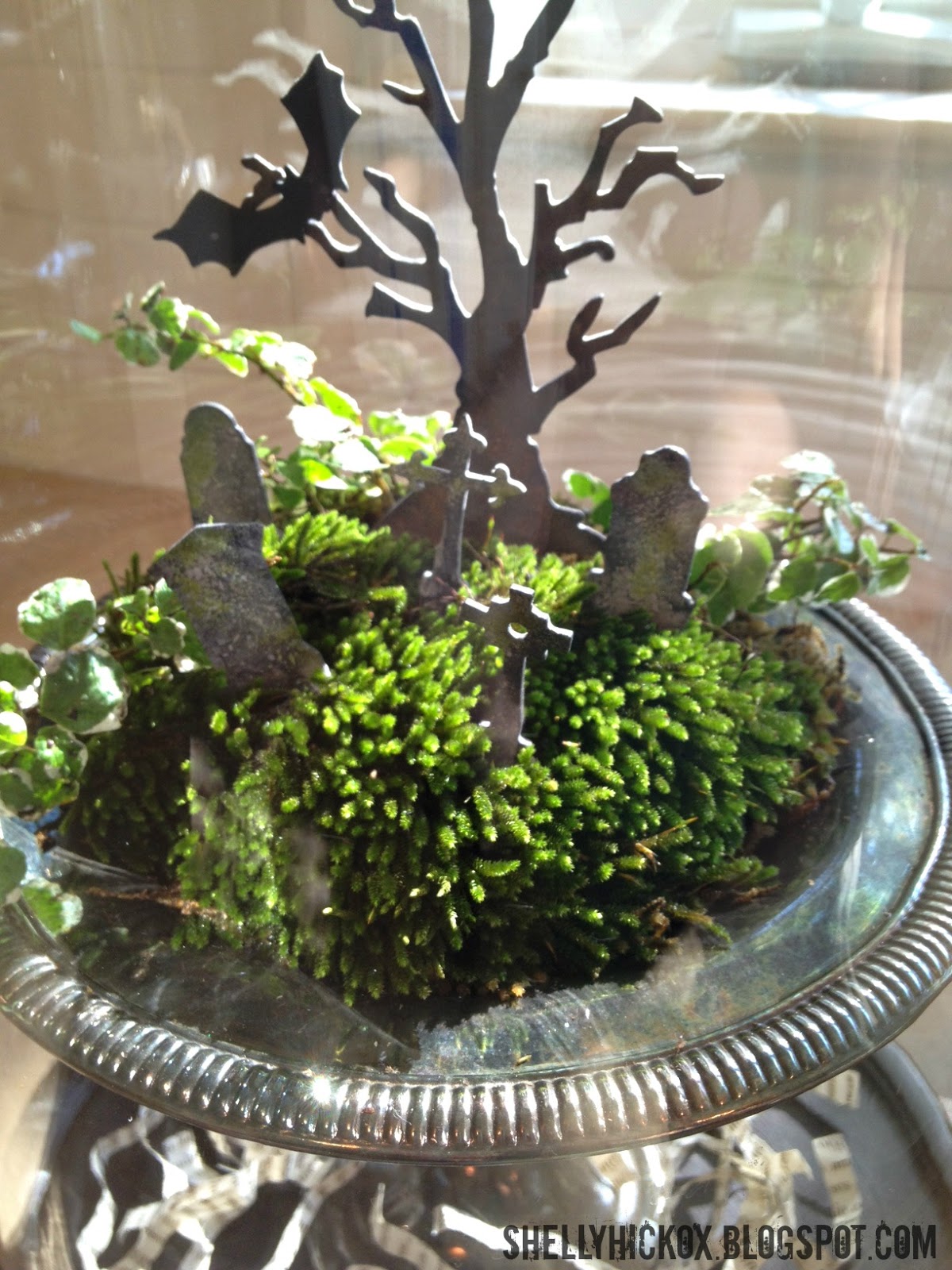 Stamptramp Spooky Cemetery Terrarium