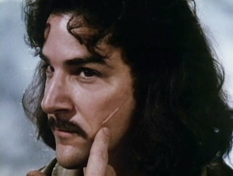 Íñigo Montoya (Mandy Patinkin) muestra sus cicatrices en La princesa prometida - Cine de Escritor Íñigo Montoya (Mandy Patinkin) muestra sus cicatrices en La princesa prometida - Cine de Escritor