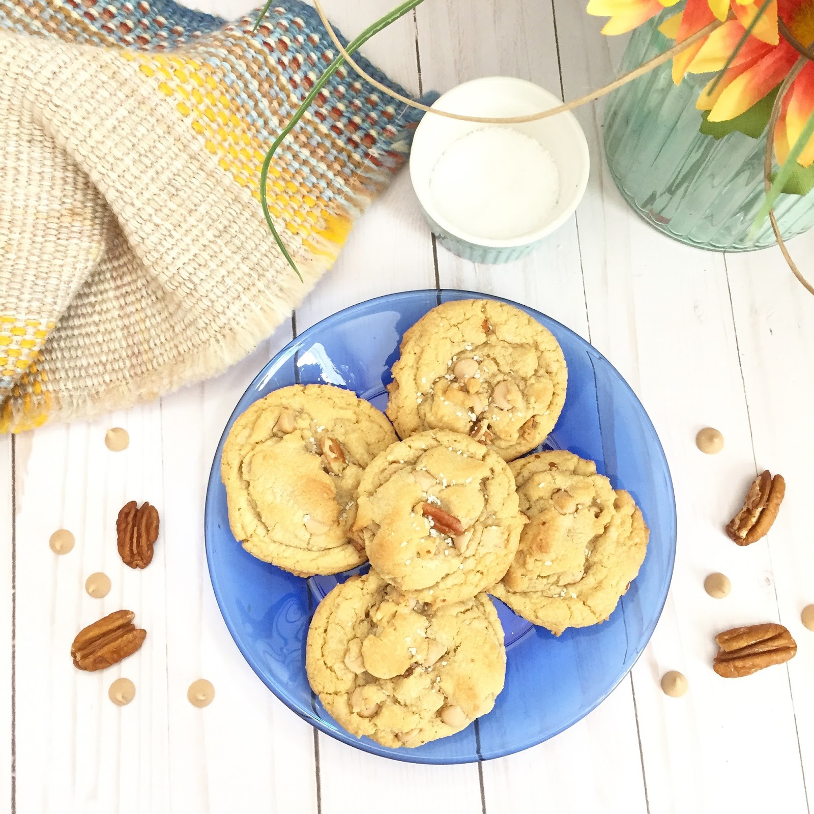 Bake with Me Salted Caramel Pecan Cookies — 25 Sweetpeas