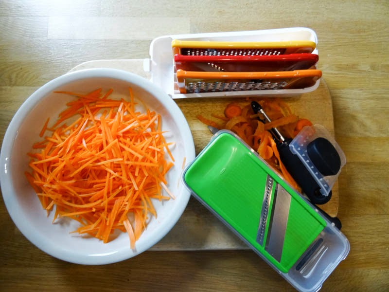 Farmersgirl Kitchen: OXO Good Grips Complete Grate and Slice Set and a  Giveaway