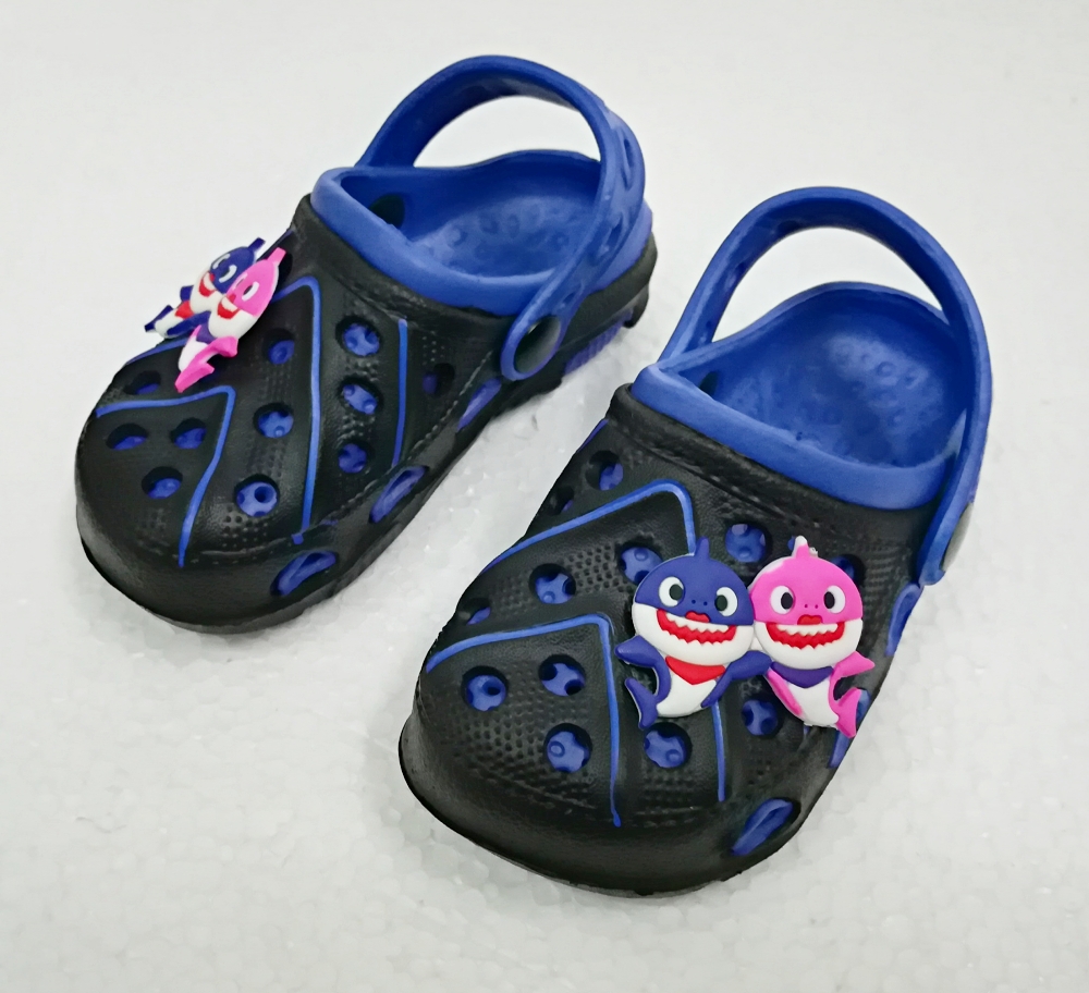 baby shark sandals