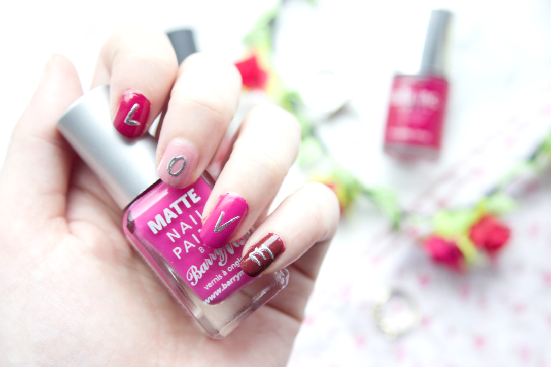 Valentine's Day nails