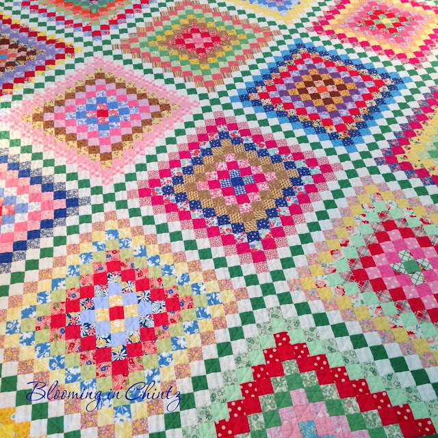 Color My World by Rahna Summerlin bloominginchintz.blogspot.com