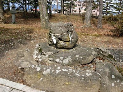 川中島古戦場執念の石