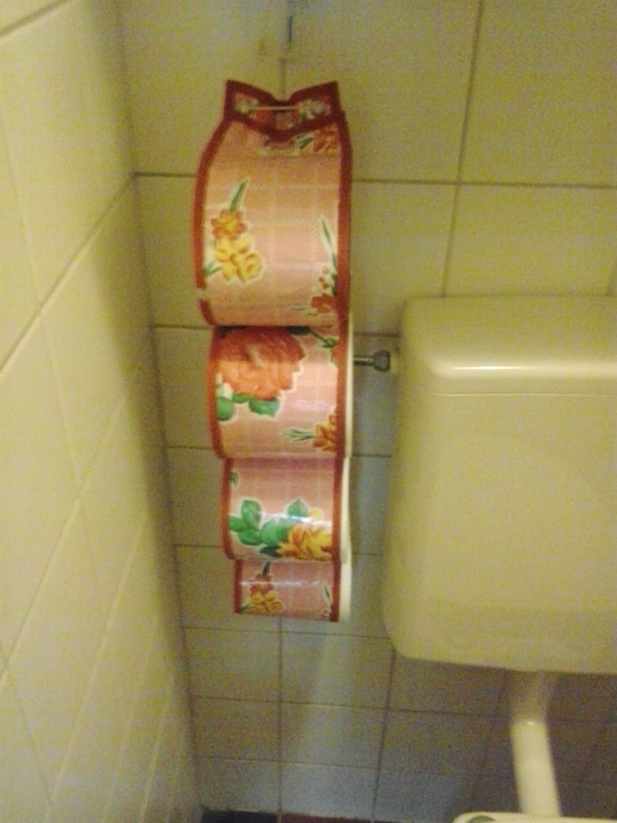 toilet paper roll holder