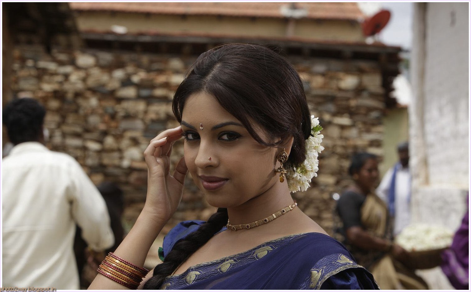 Tamil movies download. Рича бхаттачарияricha Bhattacharya. Дороги Индии Лакшми. Лакшми Менон фото.