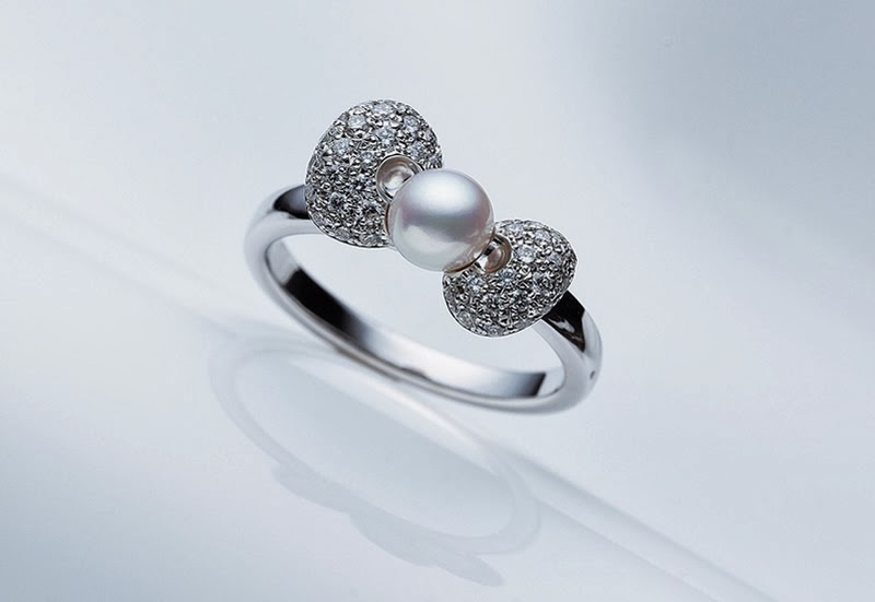 Unique Hello Kitty Tiara By Mikimoto Dazzles With Diamonds And ...