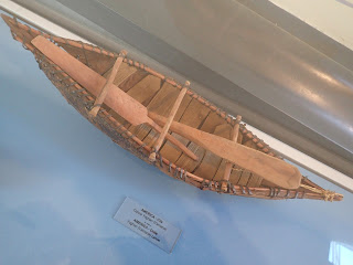 model Yaghan (Yamana) canoe