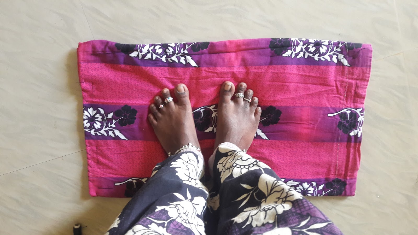 Door mat using old cloth Bloon India