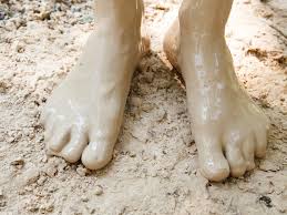 Feet 2024 of clay