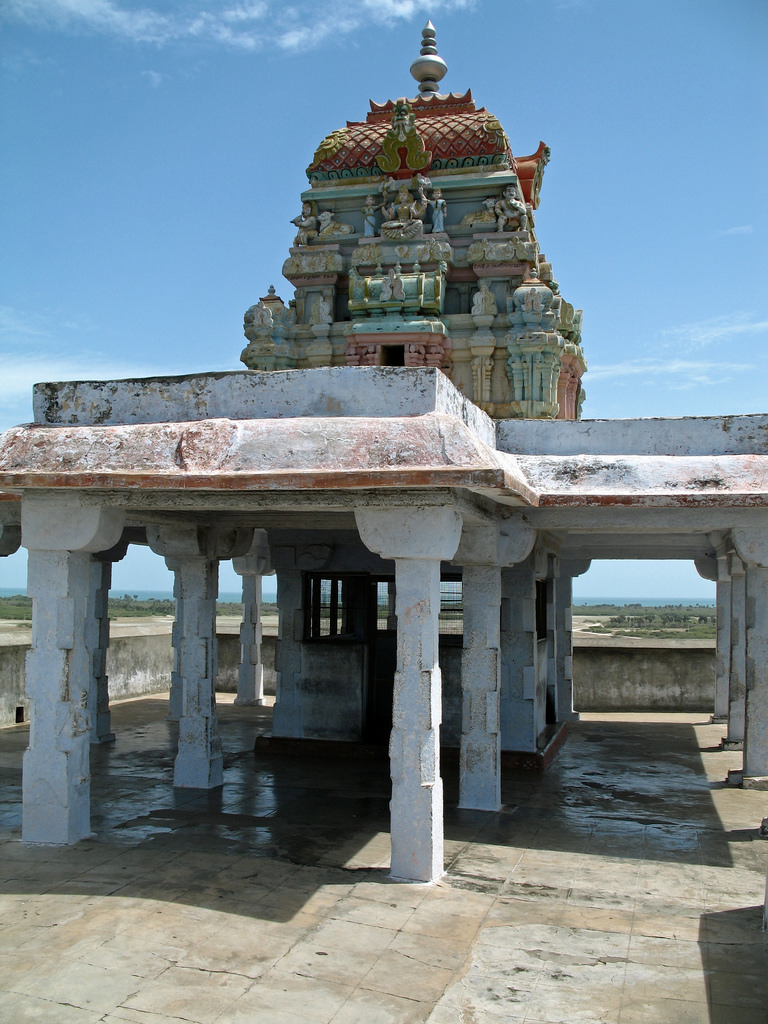 Tamilnadu Tourism: Gandamadana Parvatham (Ramar Paadham), Rameshwaram