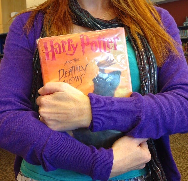 http://catalog.syossetlibrary.org/search?/tharry+potter+and+the+deathly/tharry+potter+and+the+deathly/1%2C5%2C18%2CB/frameset&FF=tharry+potter+and+the+deathly+hallows&2%2C%2C10/indexsort=-