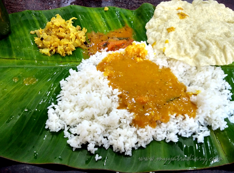 Lunch meal in Hotel Guru in Rameshwaram, Tamil Nadu Lunch meal in Hotel Guru in Rameshwaram, Tamil Nadu