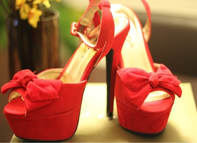 Zapatos juveniles rojos Zapatos juveniles rojos