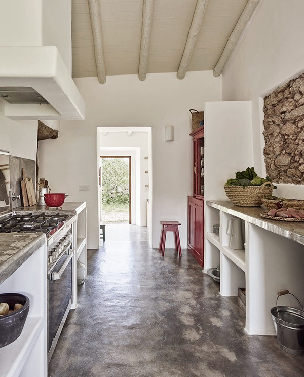casas caiadas. | (my) unfinished home