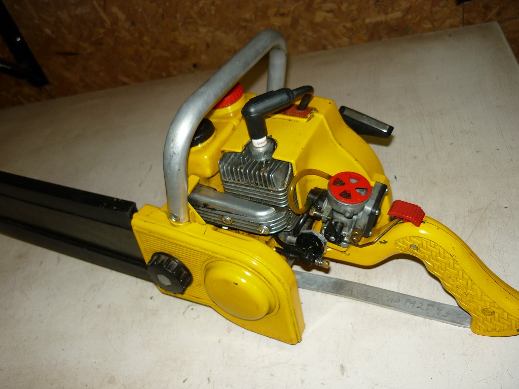 VINTAGE CHAINSAW COLLECTION 07/11