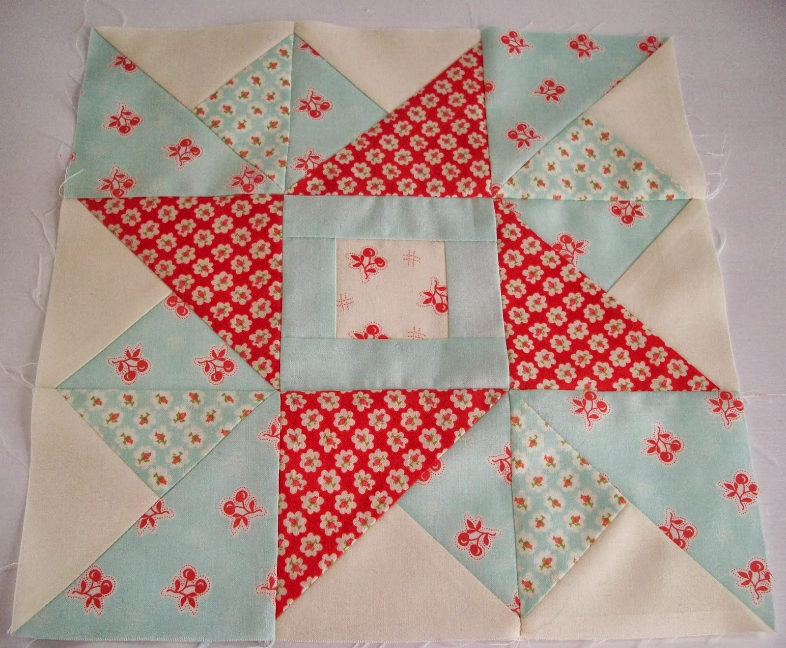 AUNTIE'S QUAINT QUILTS 2013 Designer Mystery Quilt
