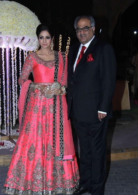 Indian Beautiful actress SRI DEVI with Boney Kapoor at her Weding Reception
